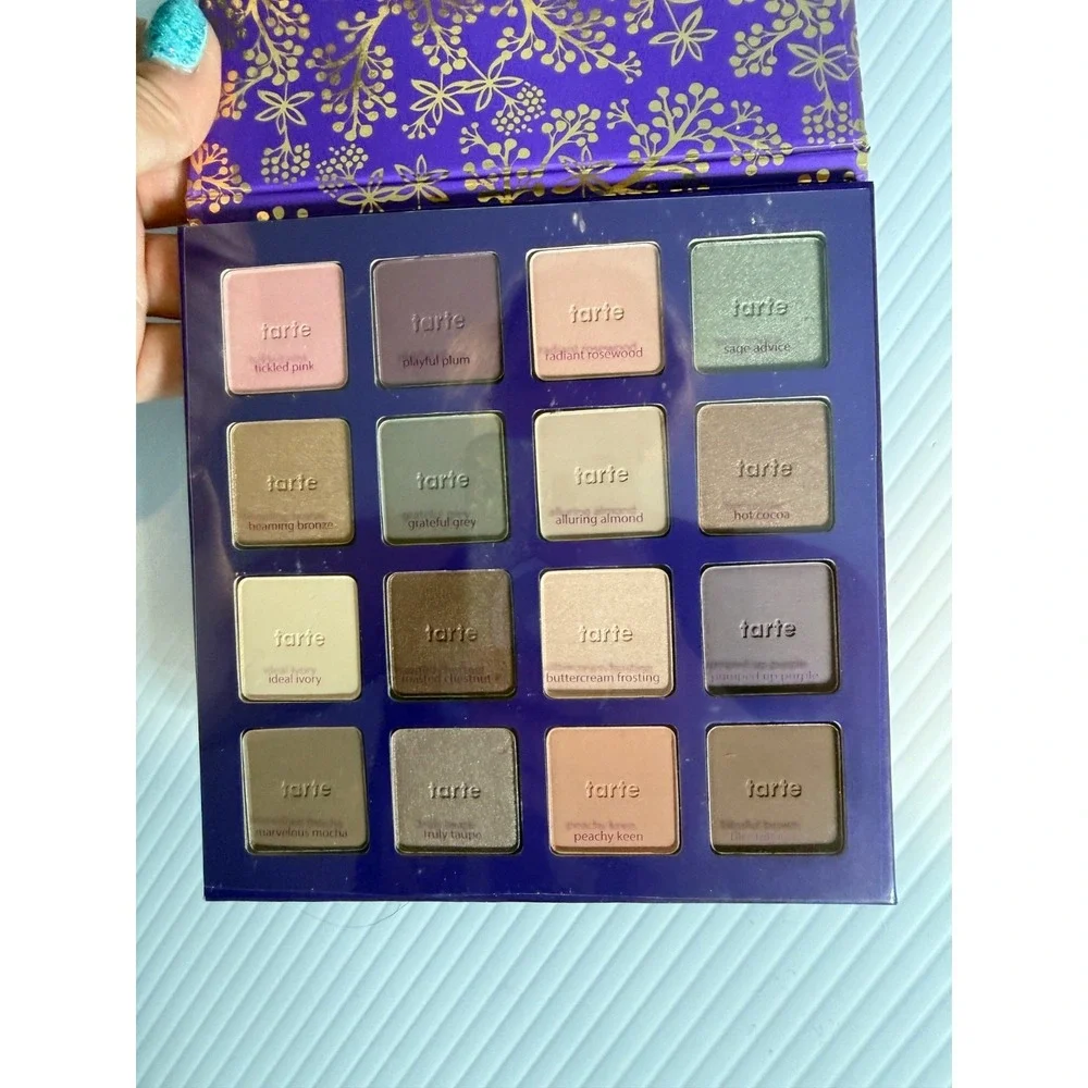 Tarte Amazonian Clay Eye Shadow Palette Limited Edition 16 Colors - NEW‎ in BOX